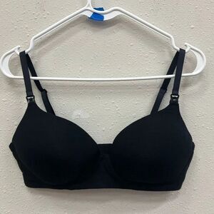 Old Navy Maternity Full-Coverage Soft-Knit Black Nursing bra 36C NEW